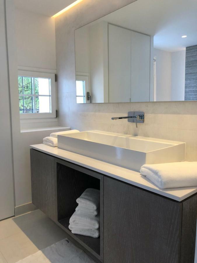Modern Apartment Puente Romano Marbella Ngoại thất bức ảnh