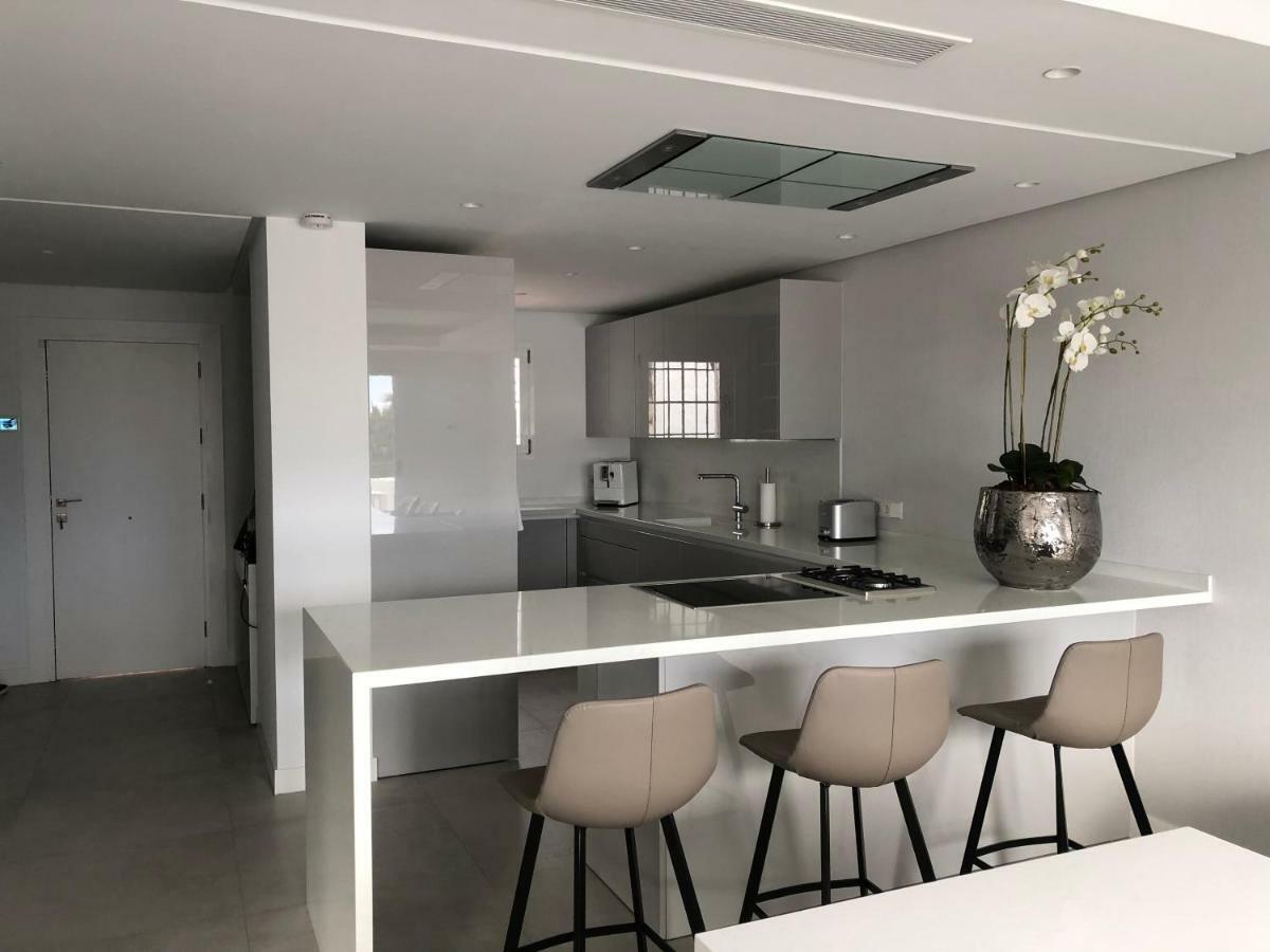 Modern Apartment Puente Romano Marbella Ngoại thất bức ảnh